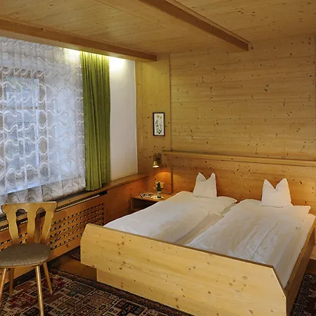 太阳宾馆 3* 塔兰兹