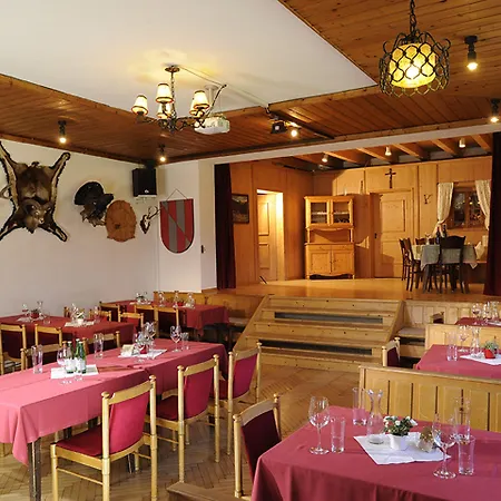 לינה וארוחת בוקר Sonne טארנץ